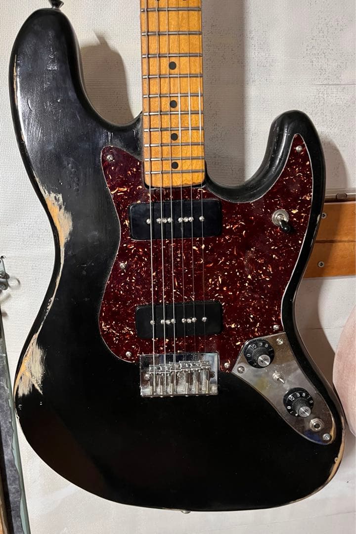 ジャズベース　ジャズマスター　エレキギター