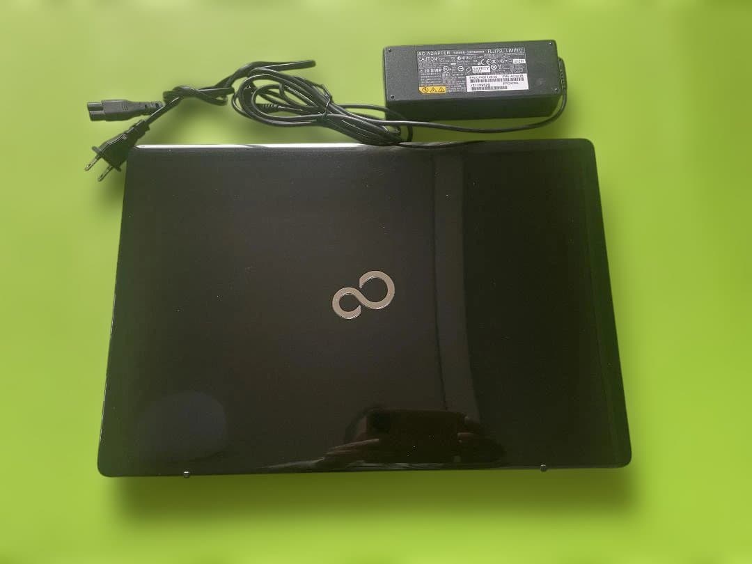 富士通 高性能 i7 16G SSD256G Win11 Office2024