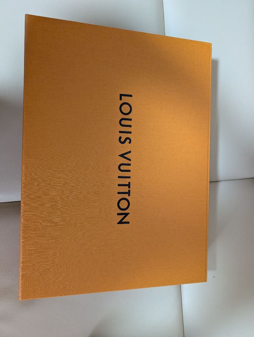 ルイ・ヴィトン レイキャビック グラディエント マフラー