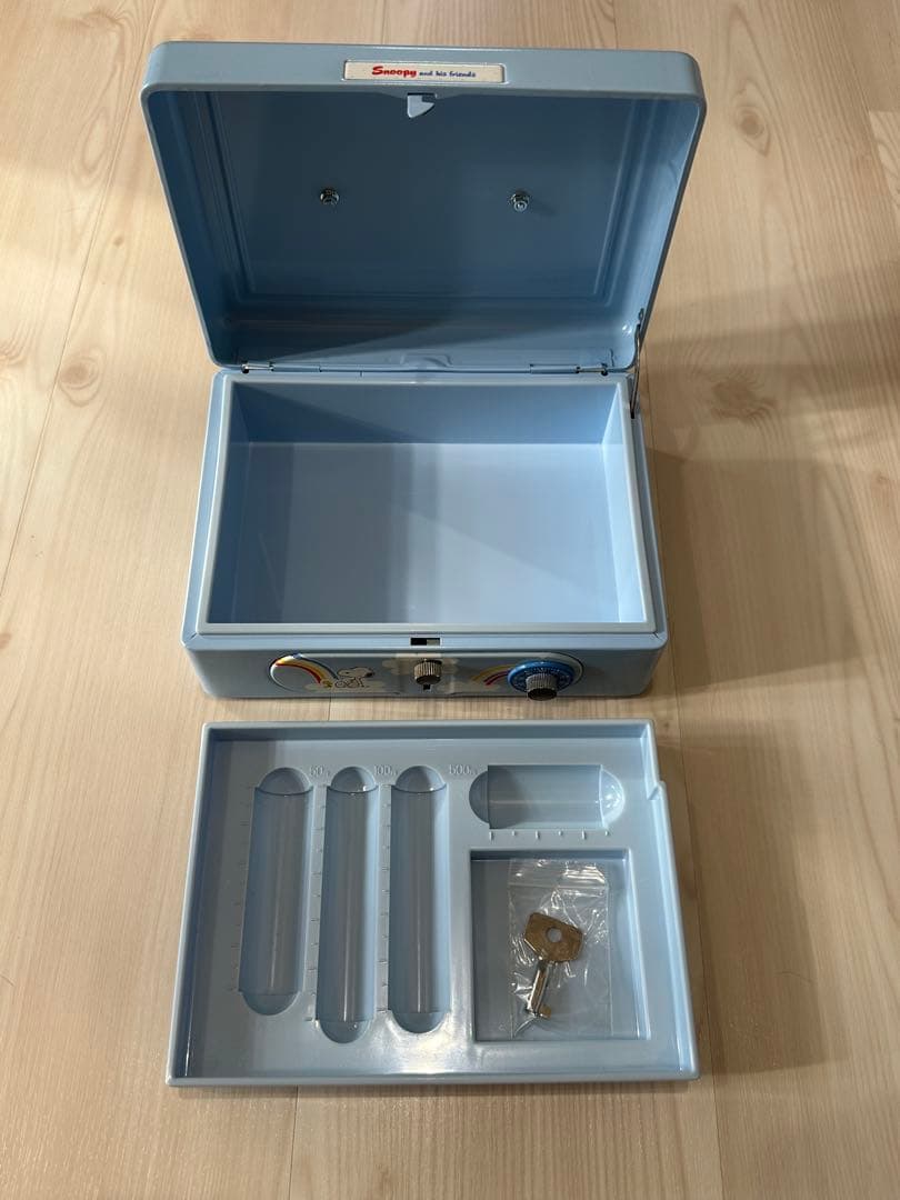 レア⭐︎美品⭐︎レトロスヌーピー 鍵付き手提げ金庫 キャッシュボックス