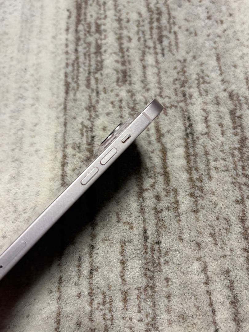 【iPhone13 128GB ピンク】　SIMフリー・ケーブル付き