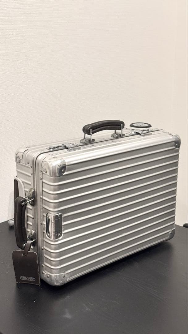 リモワ　クラシックフライト　2輪　スーツケース