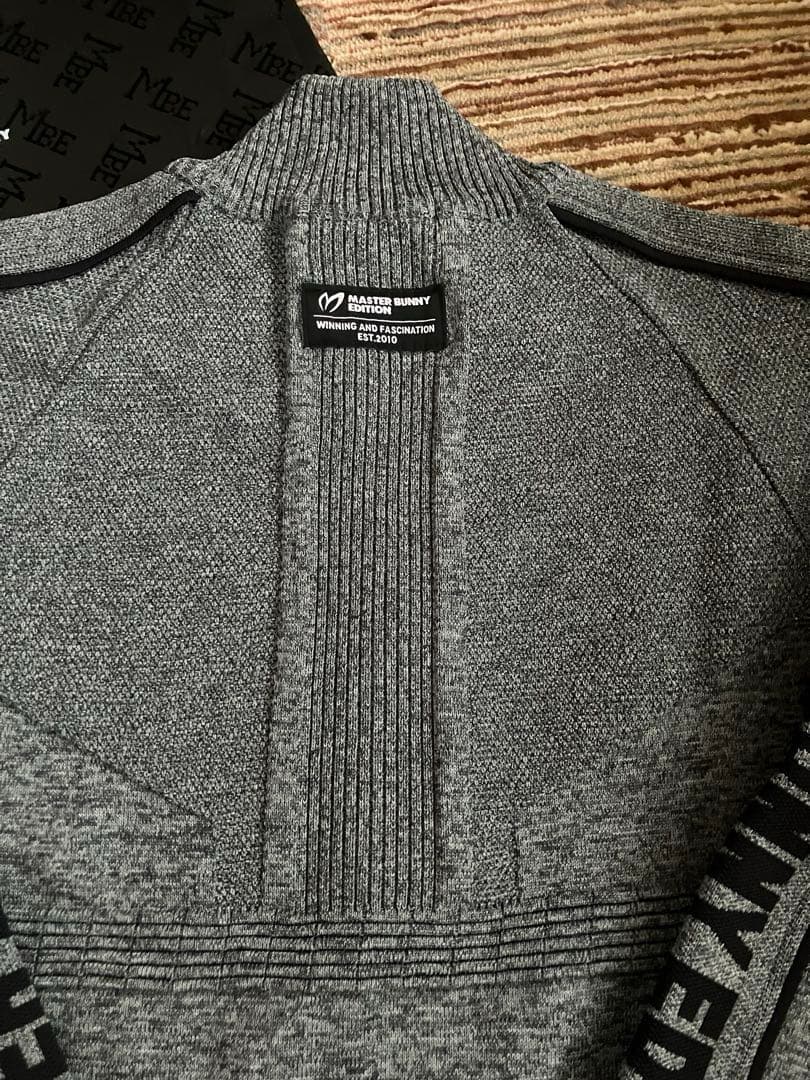 ⭐️極美品⭐️マスターバニー　ジップアップジャケット　ラインロゴ　モックネック