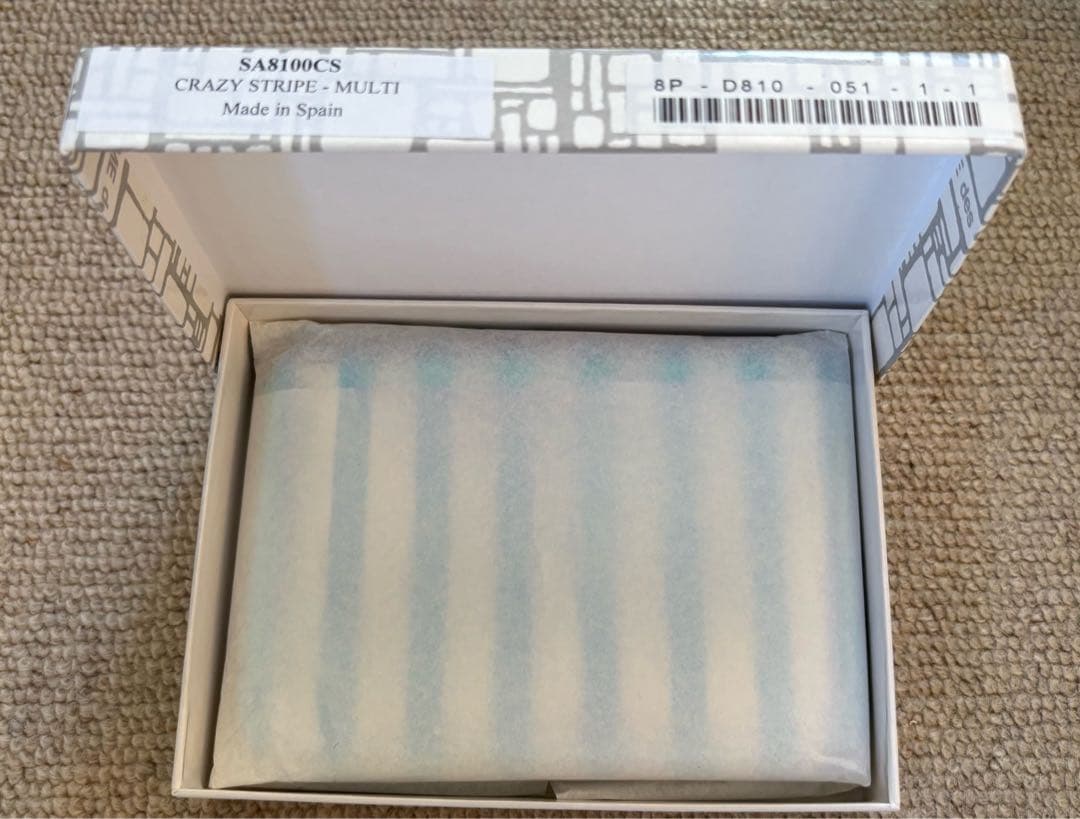 新品未使用 COMME des GARÇONS ストライプ ケース