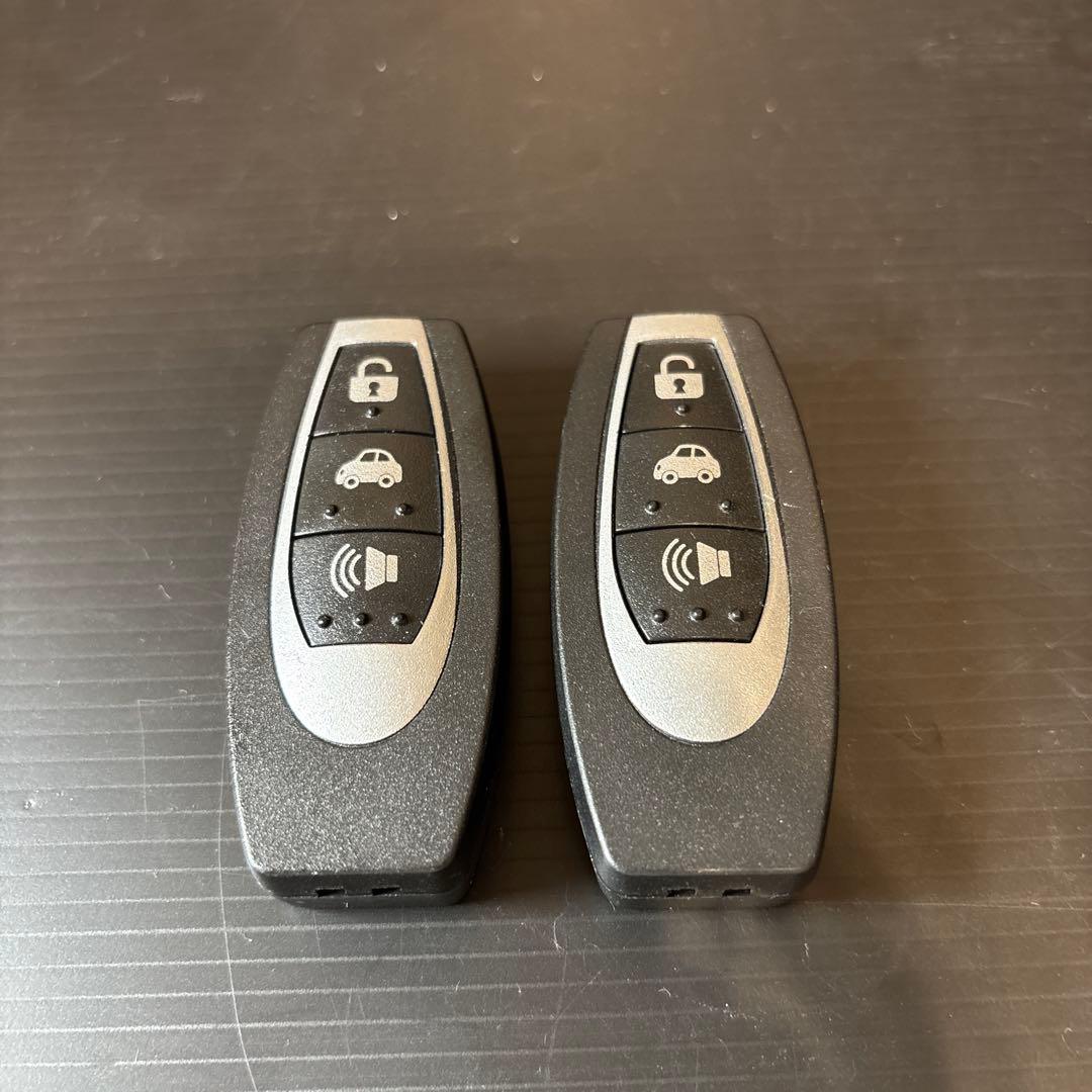 【2台セット】ピピットキー　トヨタ　ハイメディック　救急車　クラウンパトカー