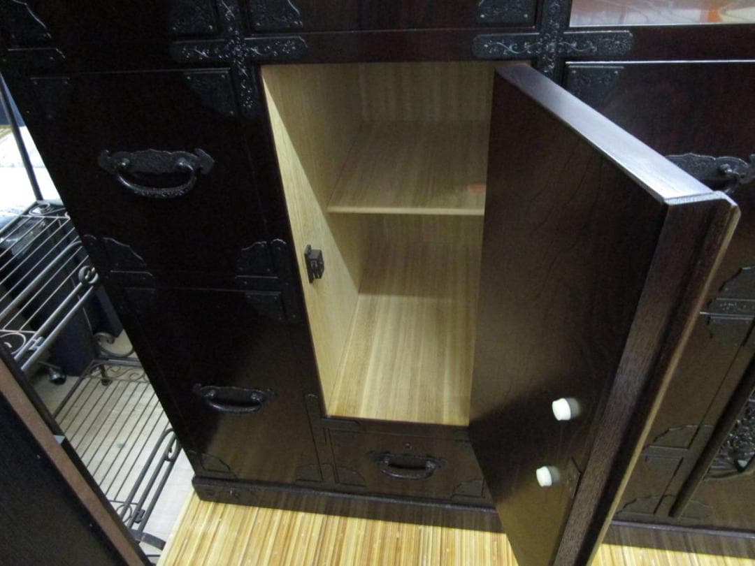 伝統　筑後民芸　階段箪笥　伝統工芸家具　階段型収納　古民家風　店舗ディスプレイ