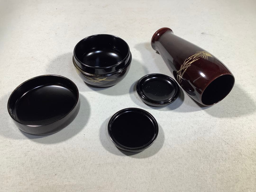 本漆手塗　松笠松葉蒔絵　利休箱　木製溜塗　仁清扇面　手塚桐鳳