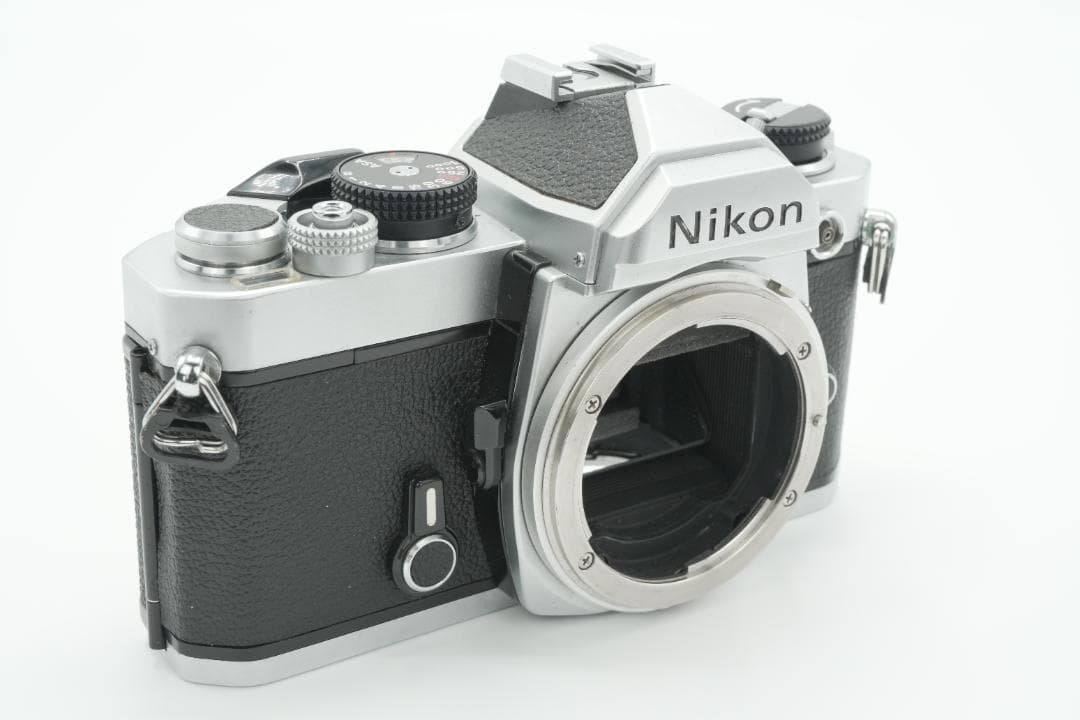 【中古】Nikon FM シルバーボディ フィルム一眼レフカメラ
