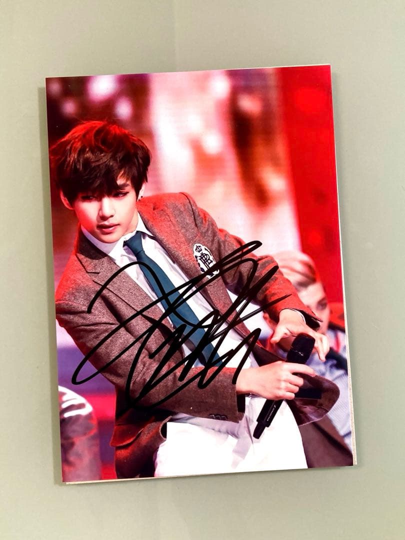 セール中…V直筆サイン入り2Lサイズ写真…BTS…防弾少年団