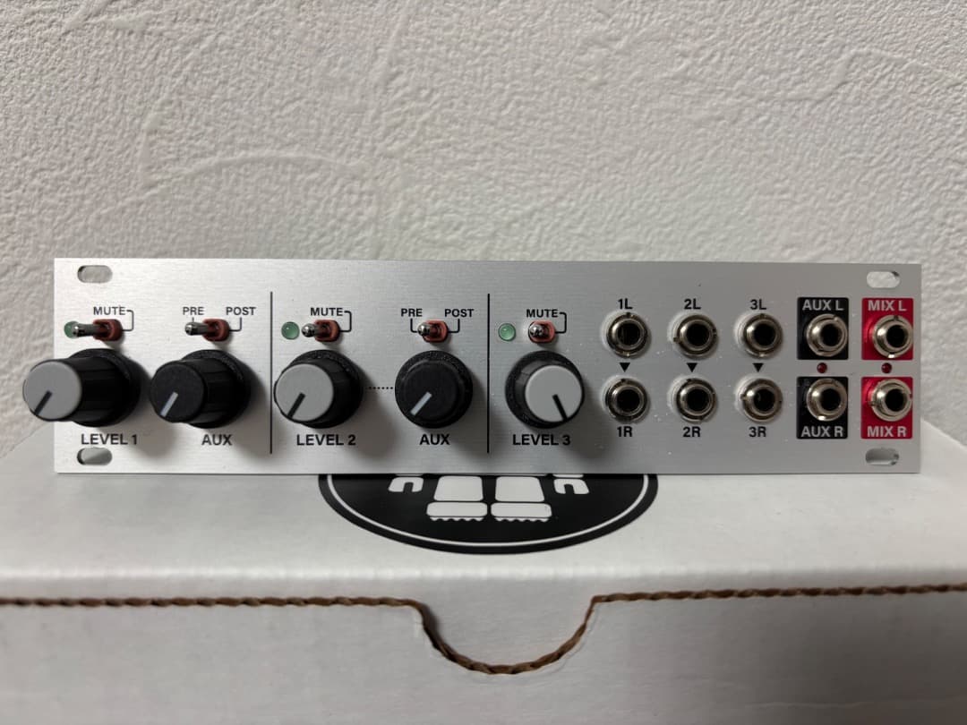 Intellijel Aux Mix 1U ユーロラック モジュラーシンセ