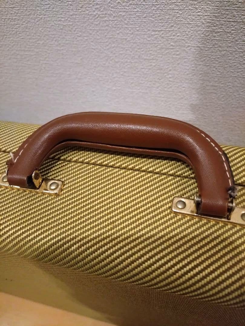 フェンダージャパン　ハードケース付　ST62-TX 3TS ストラップおまけ付