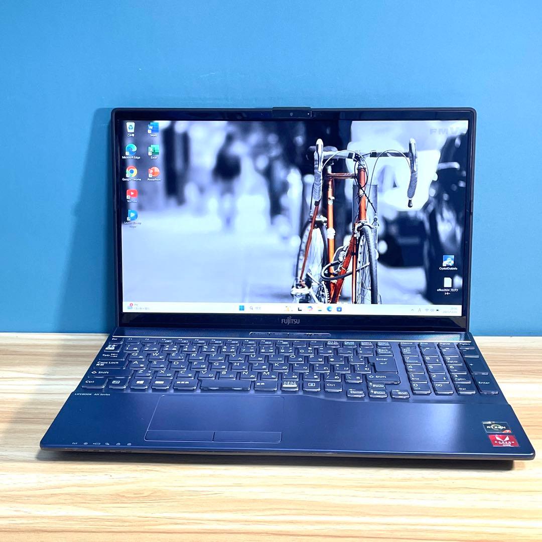 富士通 LIFEBOOK/Ryzen7/16GB/SSD512GB/ブルーレイ