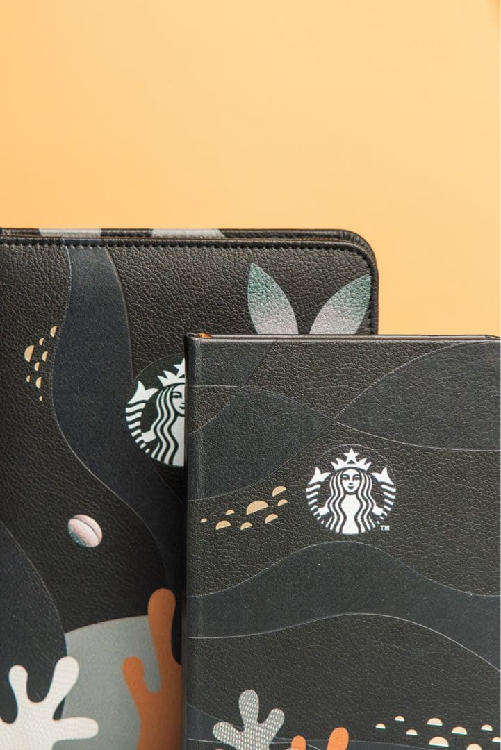 激レア入手困難！お得なセット　海外スタバ2026年ダイアリー