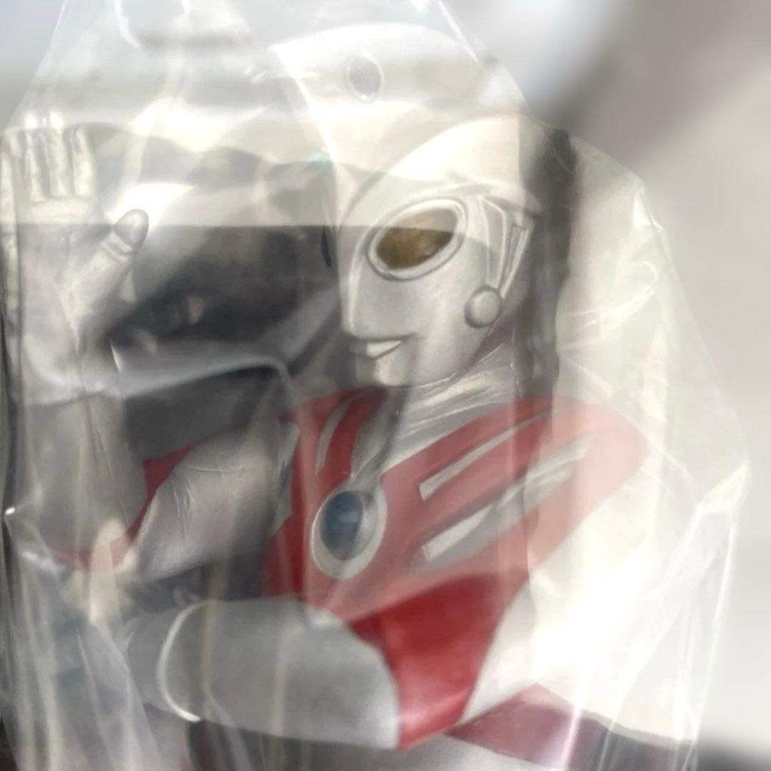 【希少】（完全未開封）十字架付き　ウルトラマンエースフィギュア