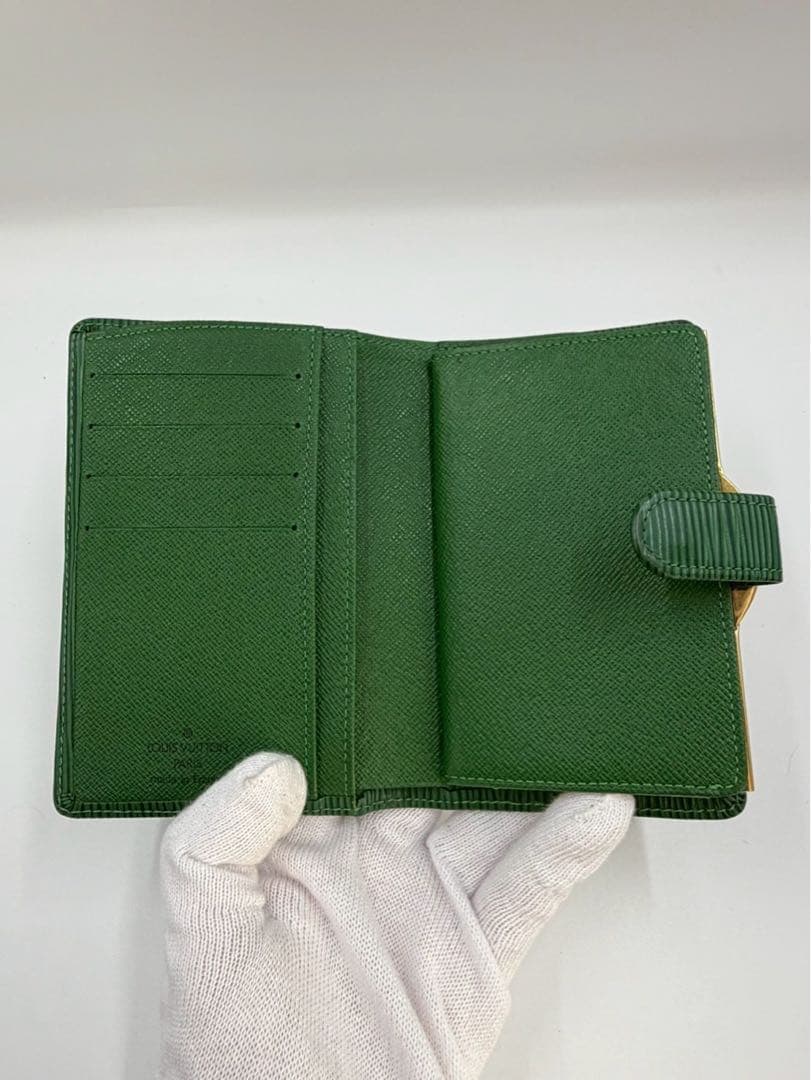 YU：Louis Vuitton エピ　ポルトモネ　ビエ　ヴィエノワ