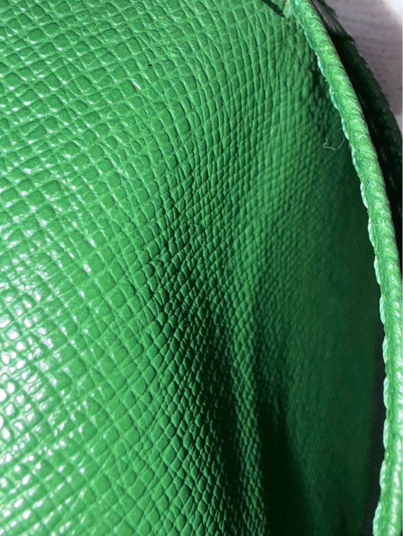 YU：Louis Vuitton エピ　ポルトモネ　ビエ　ヴィエノワ