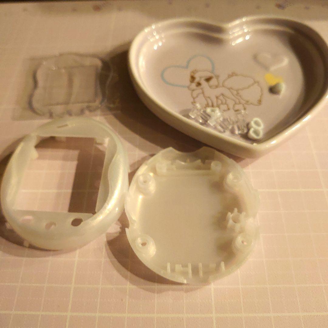 たまごっちユニ カスタム シェル パールホワイト Tamagotchi Uni