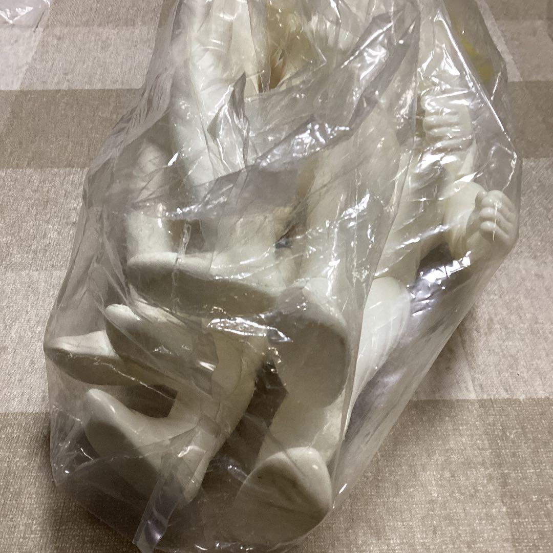 M1号　くじ引き当たり　白ダダ三体セット　非売品