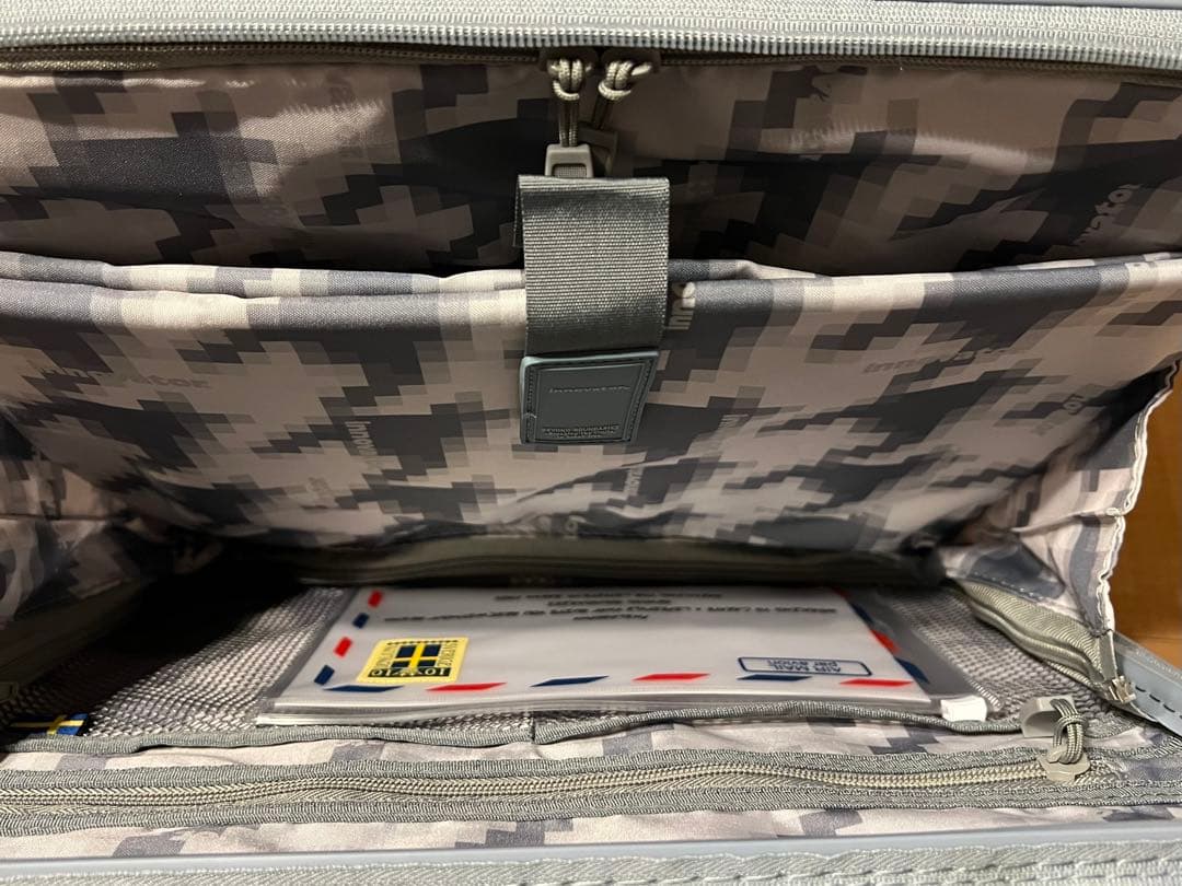 kohola様ご依頼品●イノベーターキャリーケース クラウドグレー 33L 美品