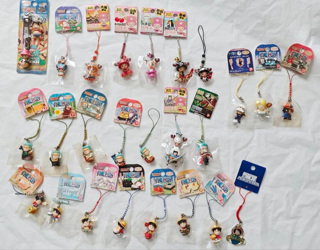 ONE PIECE ワンピース　根付　ご当地ストラップ　マスコット