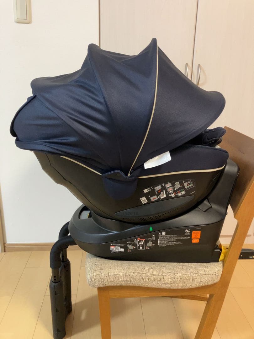 美品 AILEBEBE エールべべ・クルット5i グランス グランネイビー