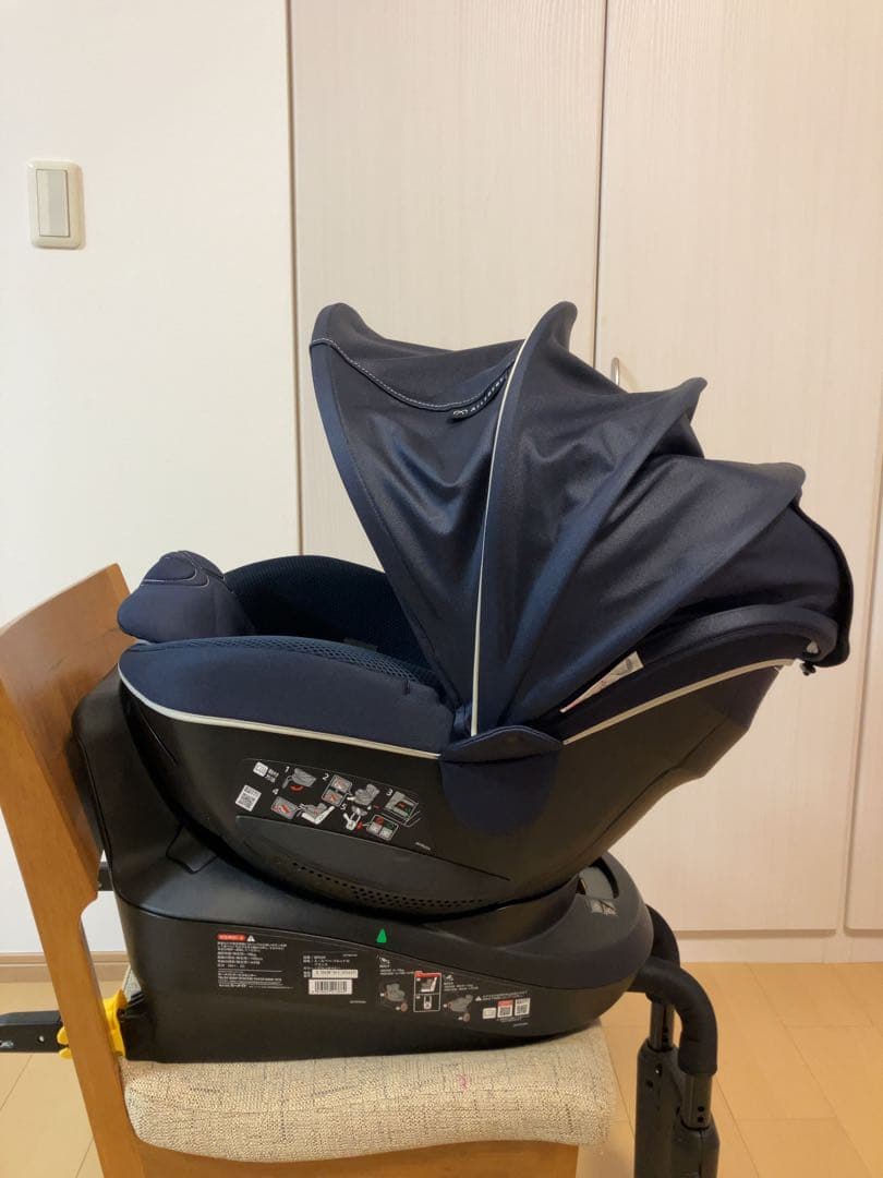 美品 AILEBEBE エールべべ・クルット5i グランス グランネイビー