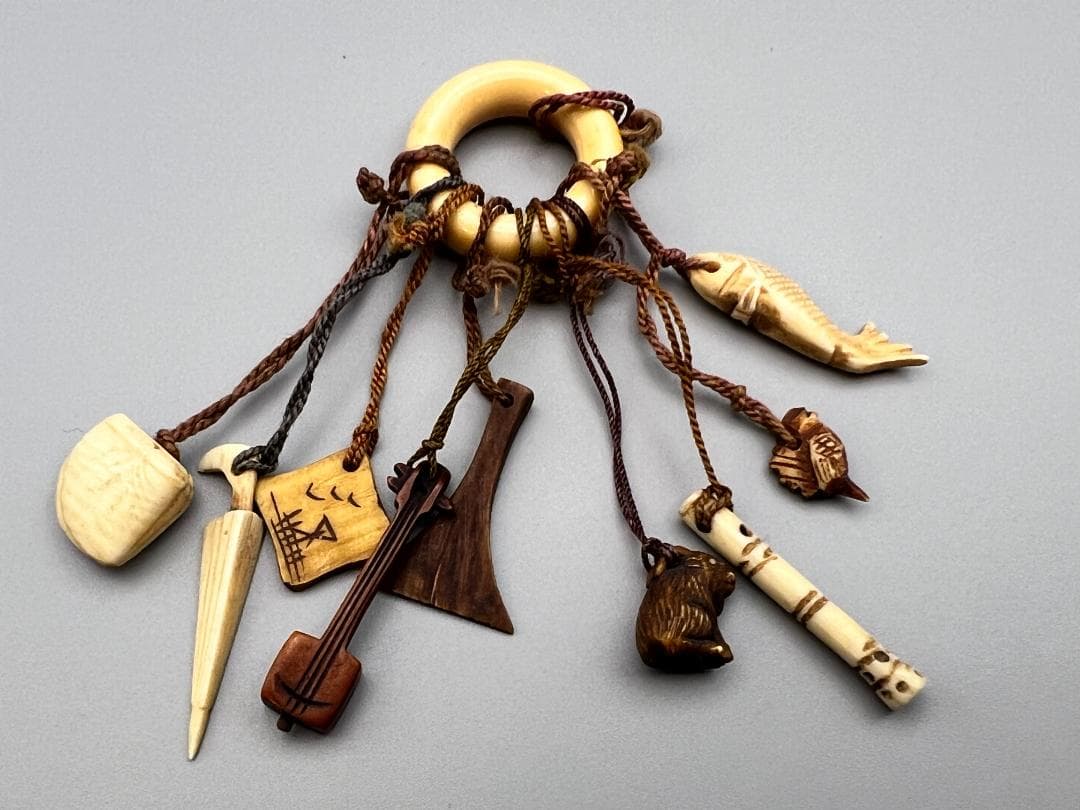 江戸期　レアミニ根付　天然素材　魚　貝　三味線　笛　傘　兎　10点　アンティーク