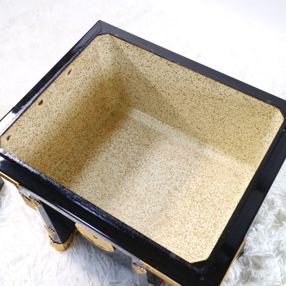 鎧飾り 正絹糸威 黒小札 大鎧 Decorative samurai armor