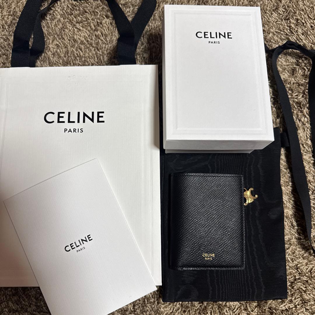【CELINE】コンパクトウォレット トリオンフ チャーム