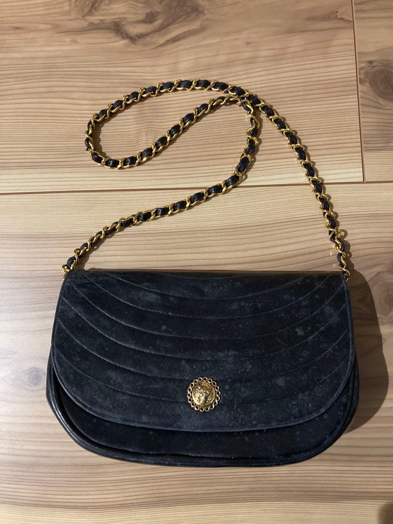 シャネル　ライオンボタン　パーティーバッグ