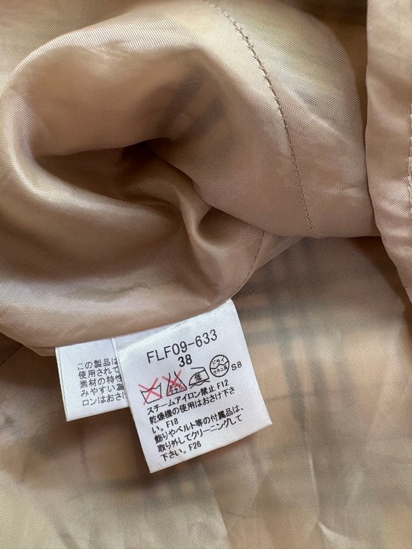 バーバリーブルーレーベルフレアスカートノバチェック　ベルト　ひざ丈　ベージュ38