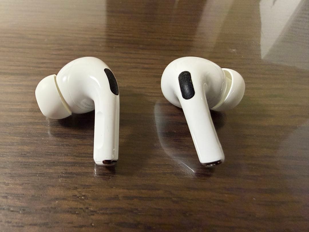 AirPods Pro 2 本体 充電ケース付き