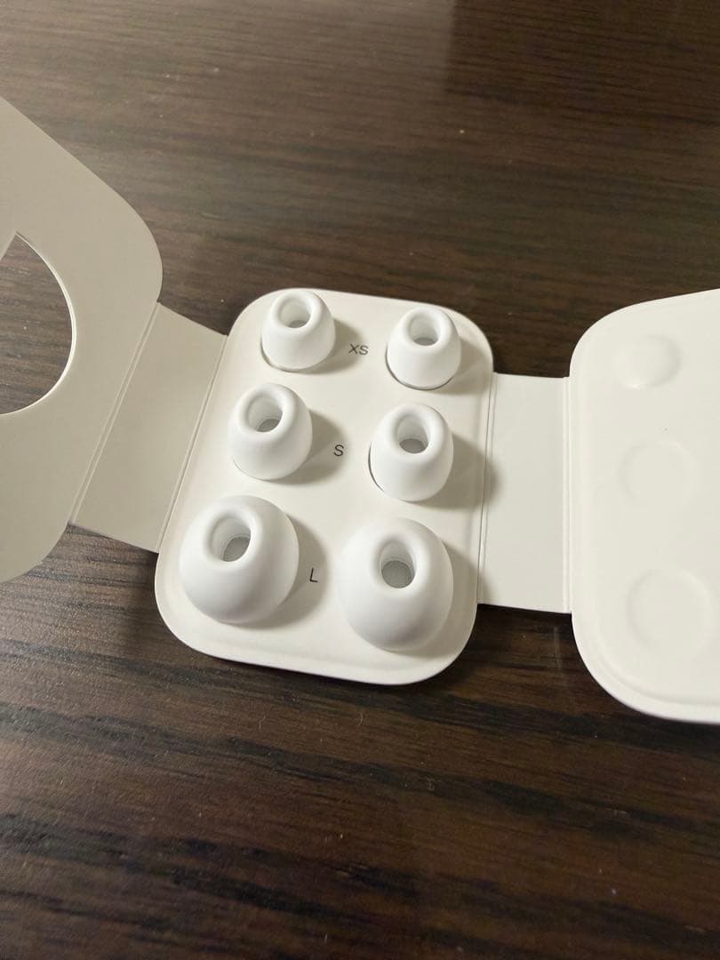 AirPods Pro 2 本体 充電ケース付き