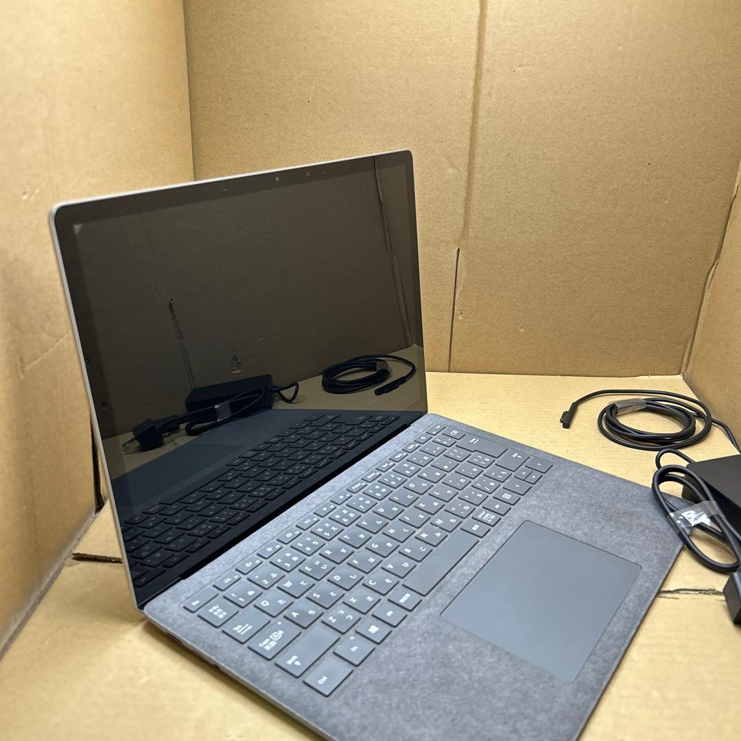 Surface Laptop 3 13.5インチ　8GB / 256GB