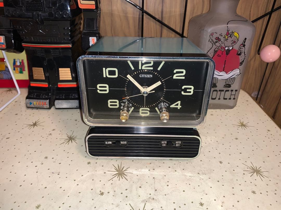 昭和レトロ　ビンテージ　動作品　シチズン ラジオ付　目覚し時計　スペースエイジ