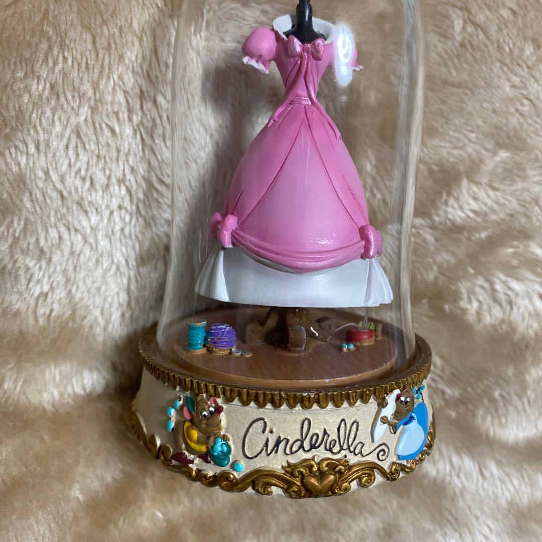 ディズニーストア　クリスマス　オーナメント　シンデレラ　ガラスの靴　ドレス