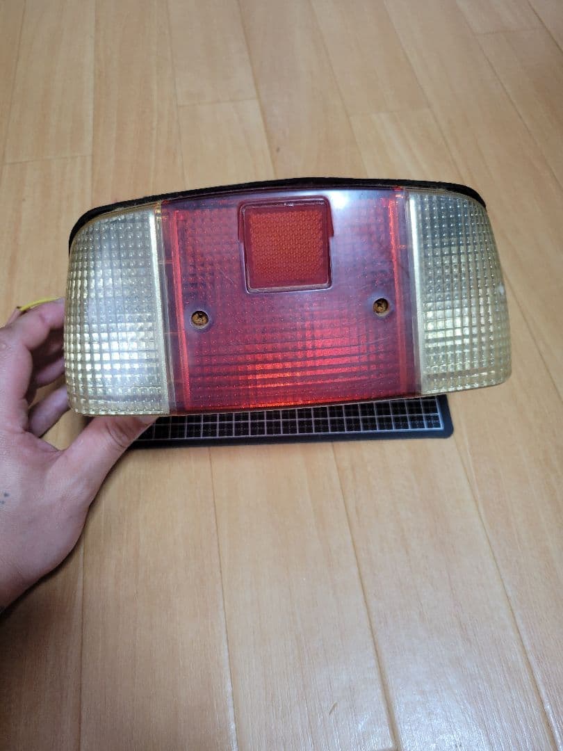 CBXテール　激黄ばみ