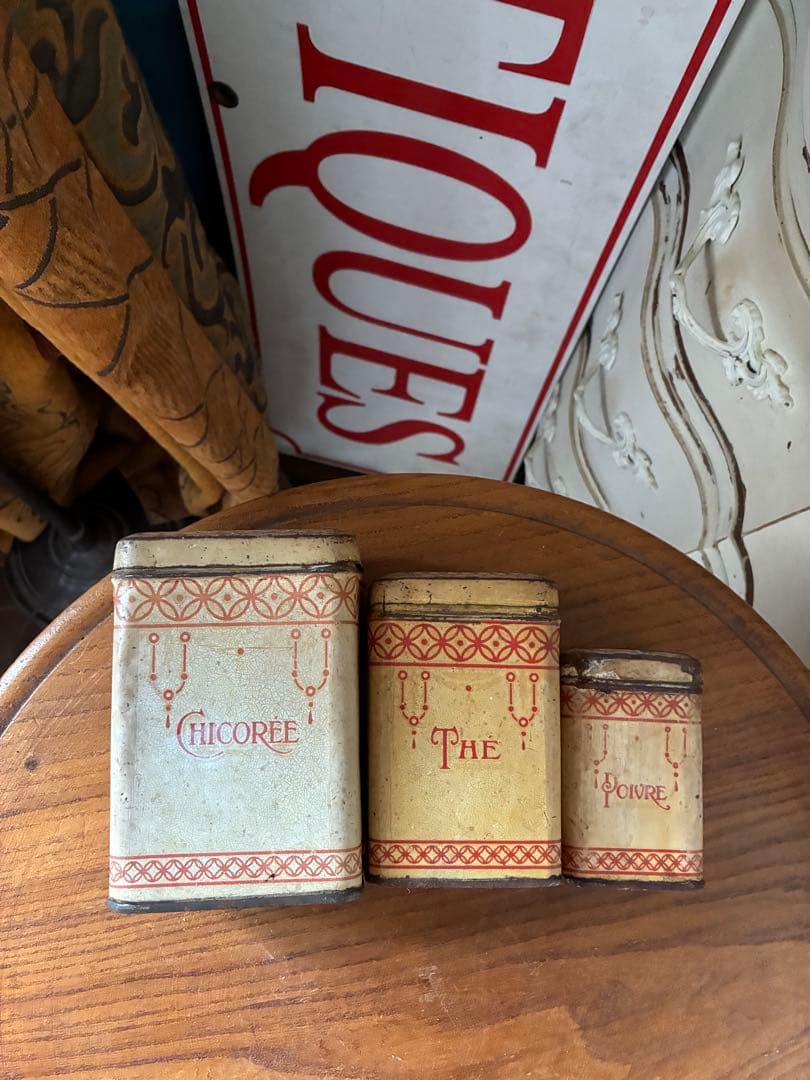フランス　アンティーク　ティン缶　キャニスター　小物入れ　チェック　赤　100年