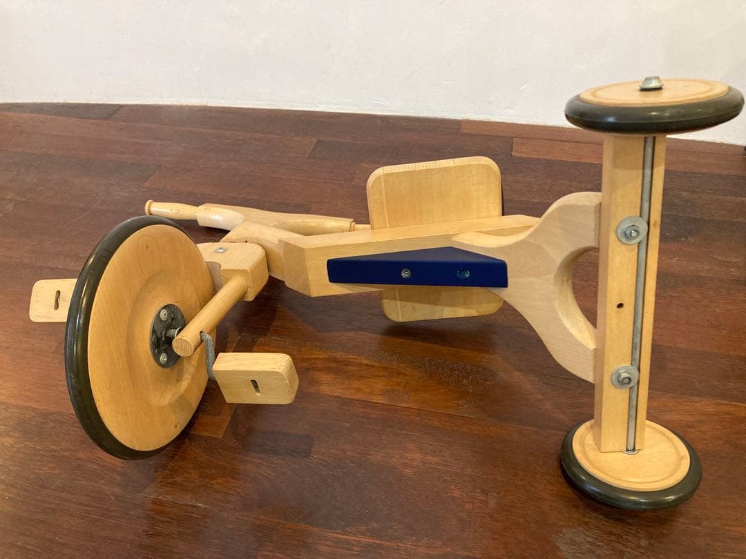 ボーネルンド　三輪車　ペダル有り　木製　室内　中古