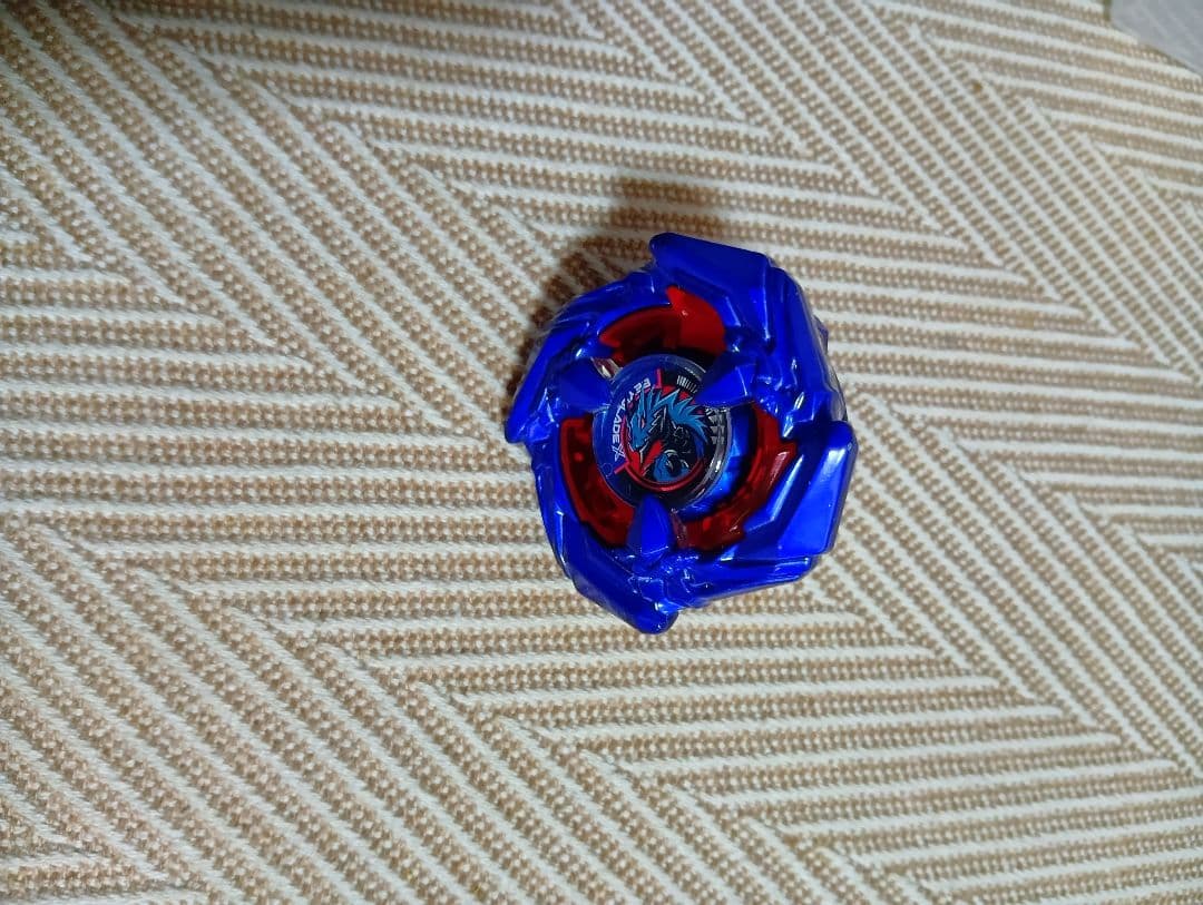 ①　ベイブレードx　コバルトドレイク　レア　貴重　ベイブレード