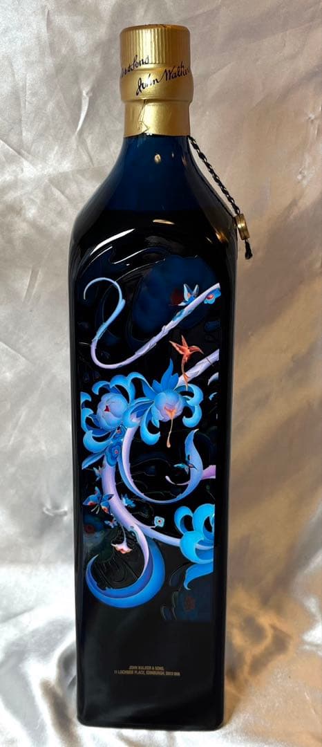 ジョニーウォーカー　ブルーラベル　イヤーオブザドラゴン　未開栓