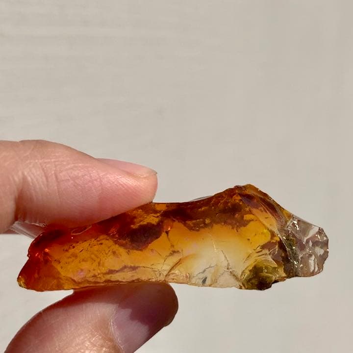 ソリッドオパール80.5ct/コントラルスオパール