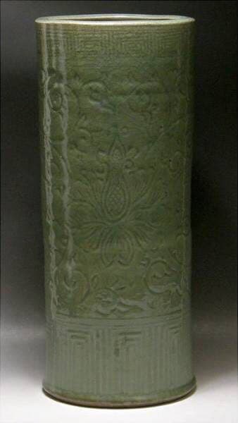 中国　明時代後期　「古渡伝来」　七官青磁筒大花瓶　高さ46㎝