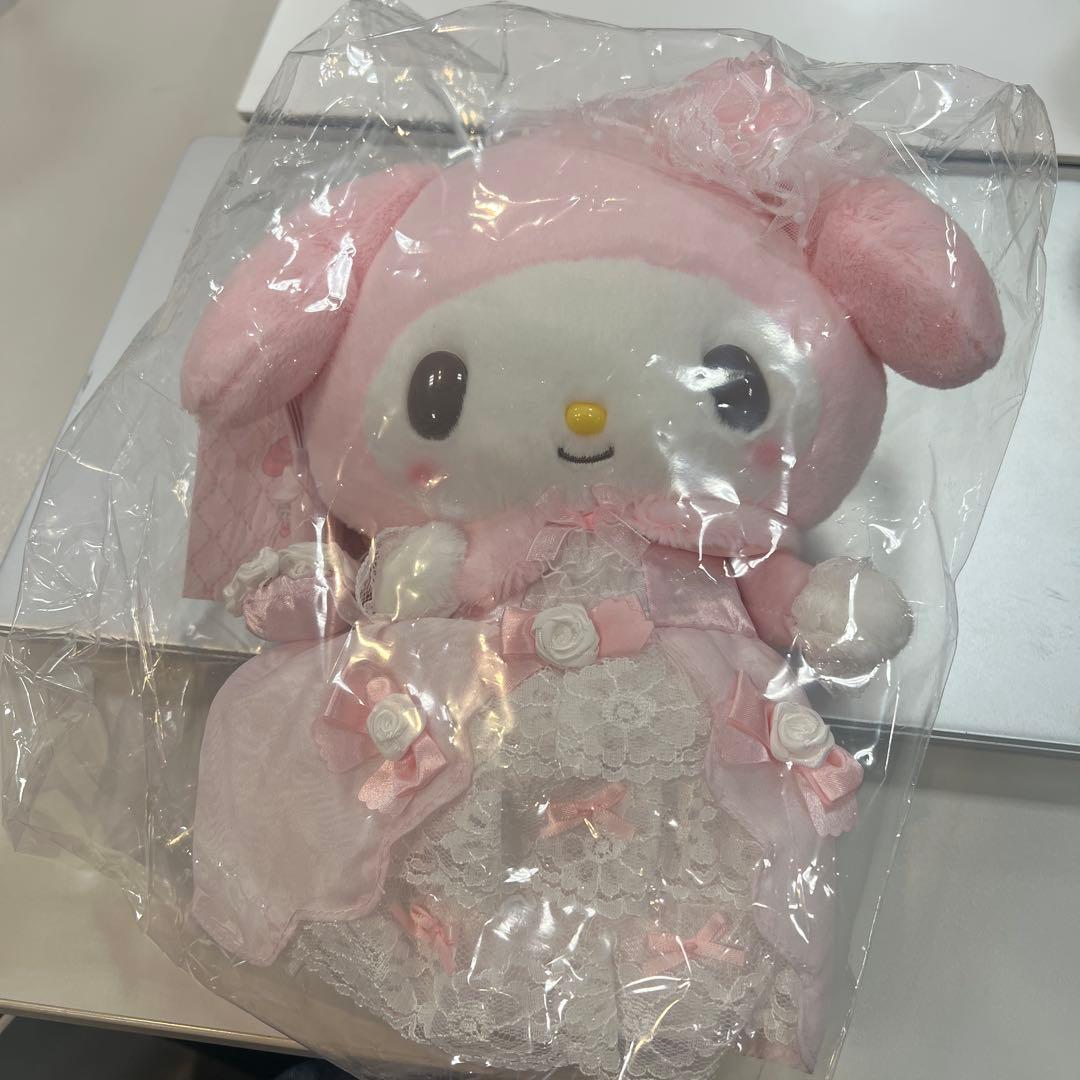 サンリオ　マイメロディ ぬいぐるみ風ショルダーバッグ（レディマイメロディ）