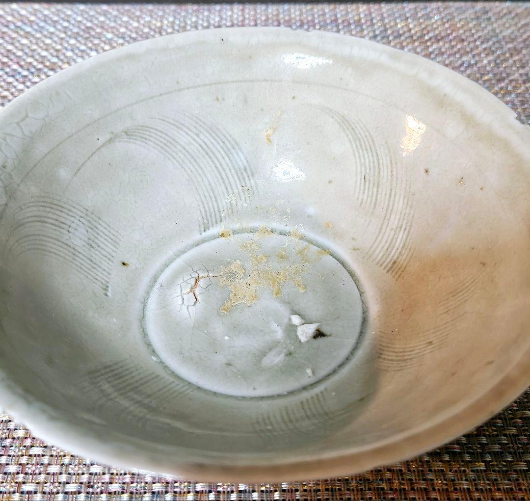 中国古美術　中国古陶磁器　中国古玩　宋時代　影青インチン　青白磁　彫文　碗　茶碗