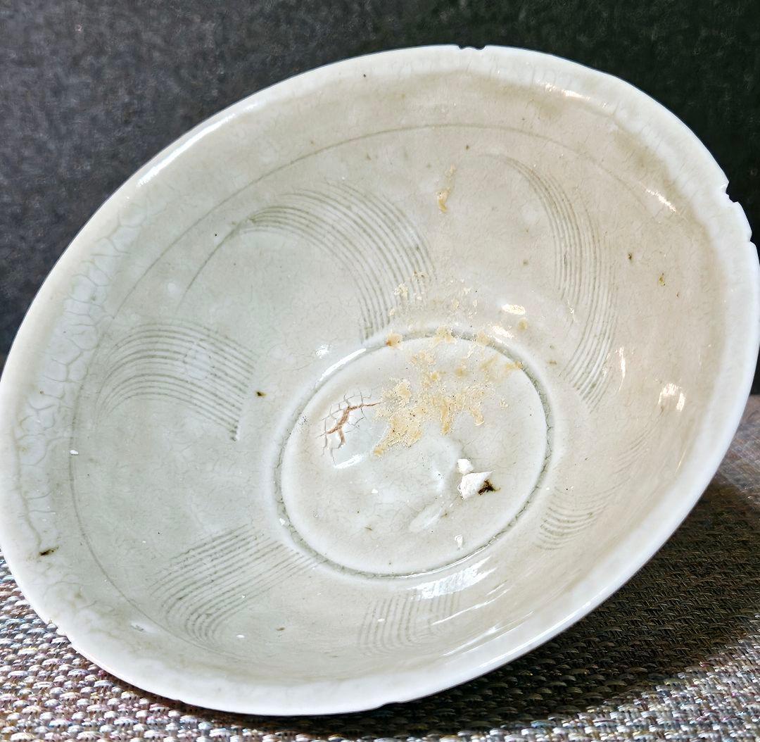中国古美術　中国古陶磁器　中国古玩　宋時代　影青インチン　青白磁　彫文　碗　茶碗