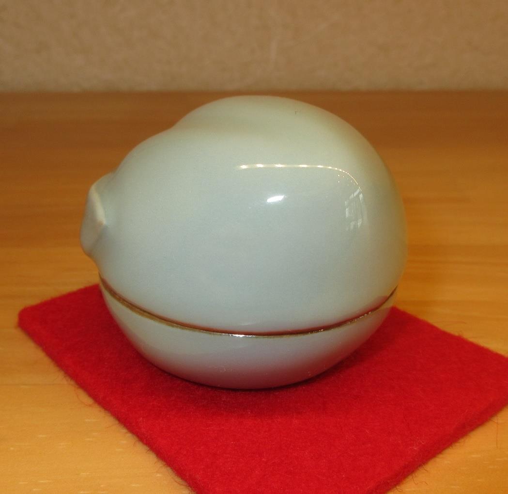 送料込【逢絢亭・新品】茶道具 香合 京焼 青磁 桃の形 諏訪蘇山 共箱入り