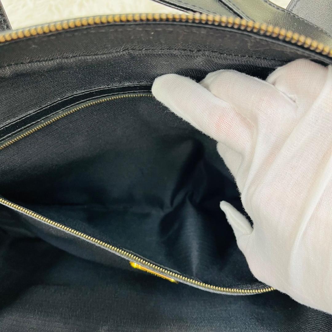 FENDI フェンディ ハンドバッグ 鍵付き 南京錠 レザー 黒 ブラック