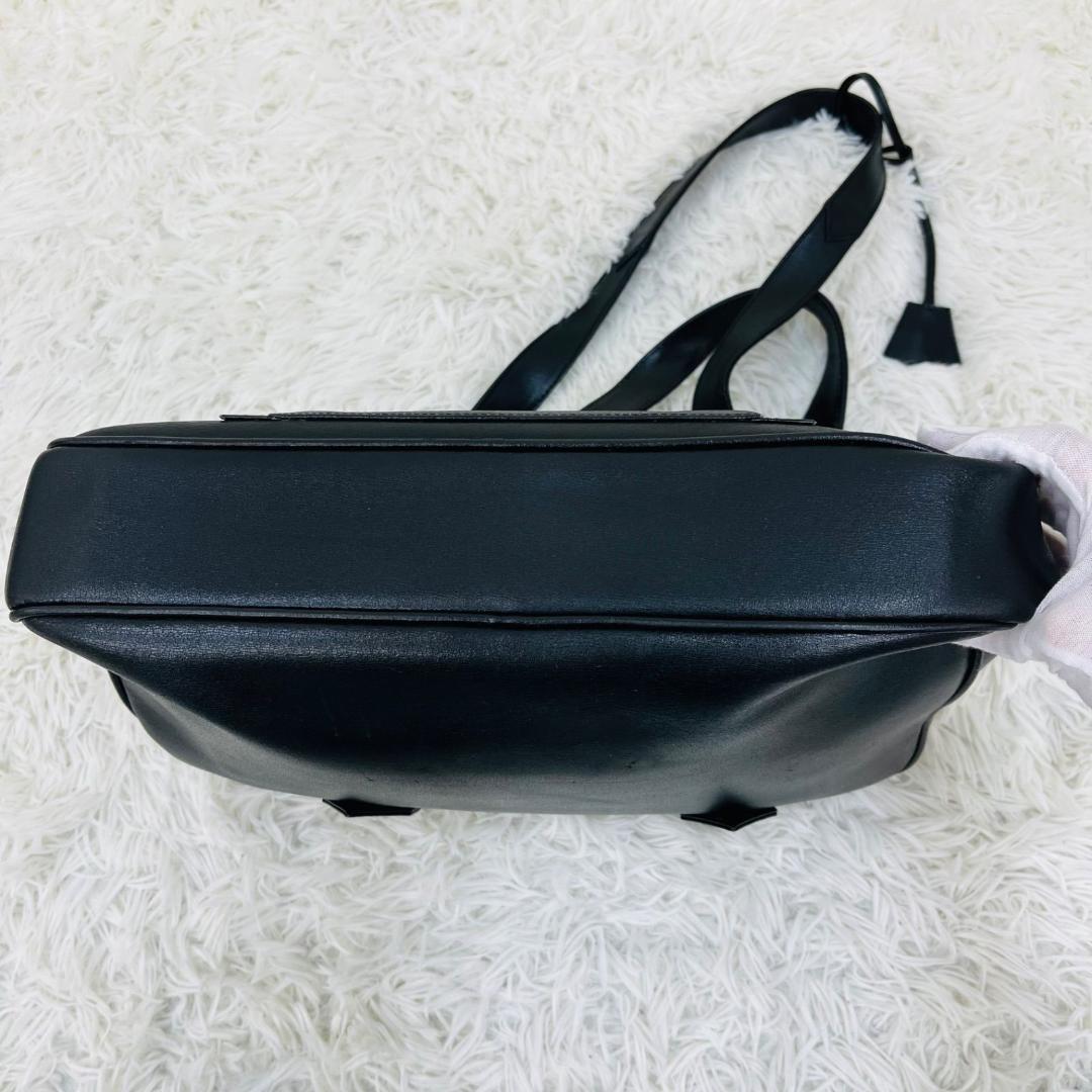 FENDI フェンディ ハンドバッグ 鍵付き 南京錠 レザー 黒 ブラック