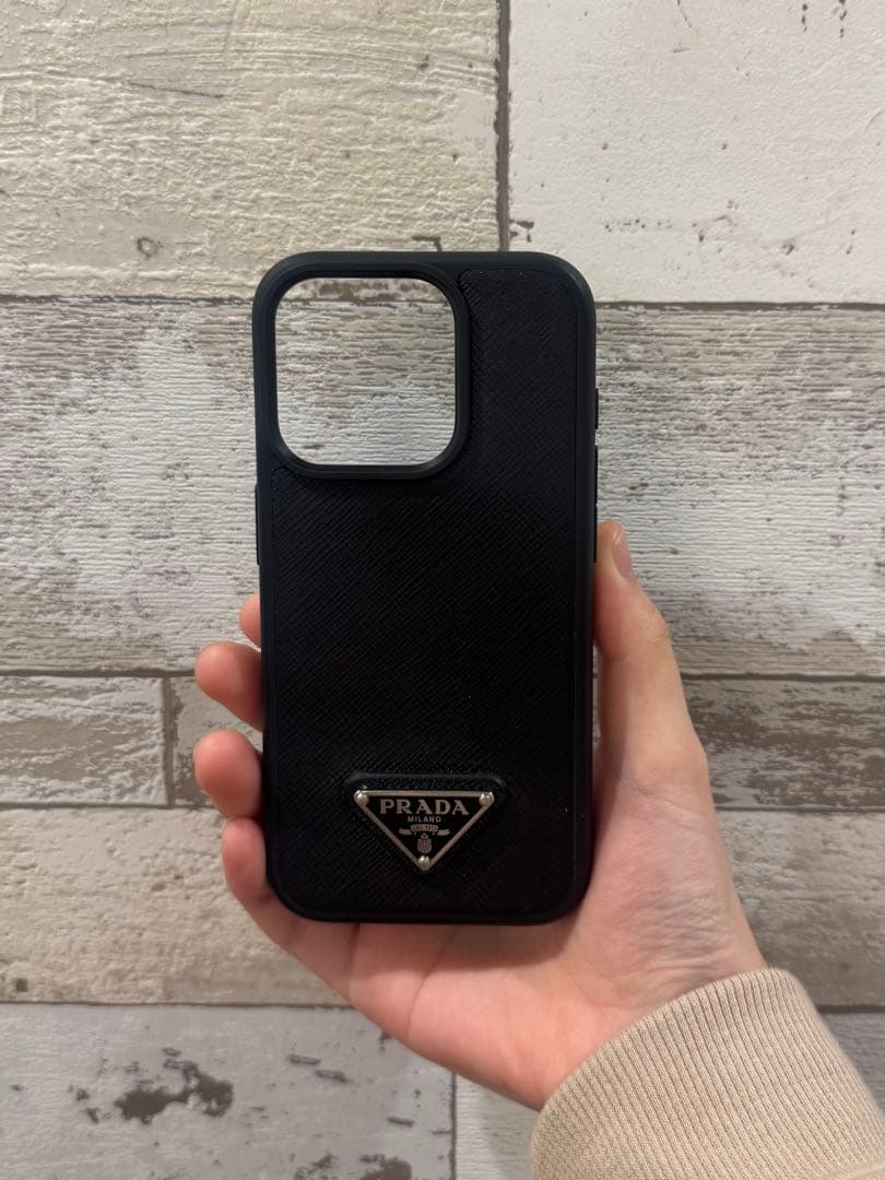 PRADA 携帯ケース 15Pro用
